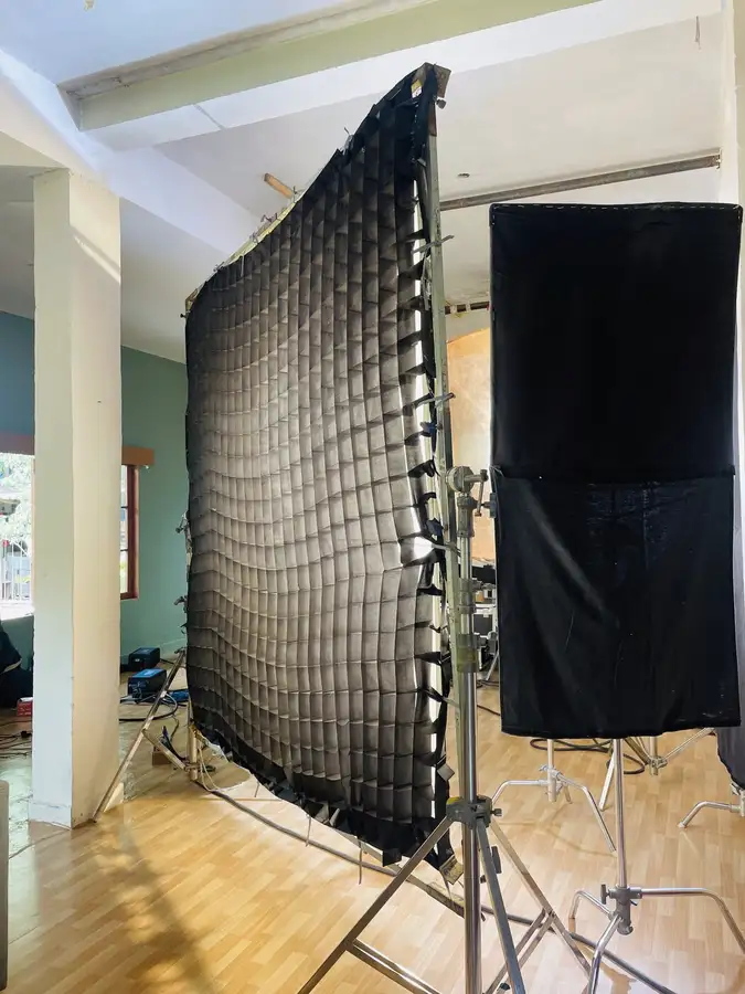 Behind the scenes: Shaping the light